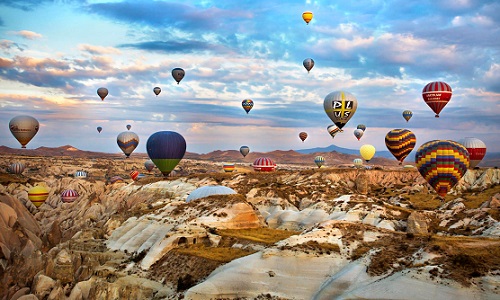 AUSFLÜGE UND AKTIVITÄTEN IN KAPPADOKIEN AUSFLÜGE UND AKTIVITÄTEN IN KAPPADOKIEN